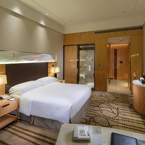 Habitación Adaptada para Personas de Movilidad Reducida con Cama King